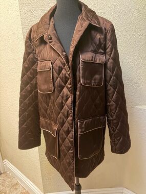 DR2 Quilted Brown Jacket with Contrast Piping